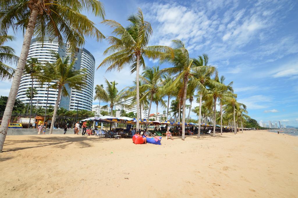 D.D. Inn Beach Guesthouse Pattaya Exterior foto